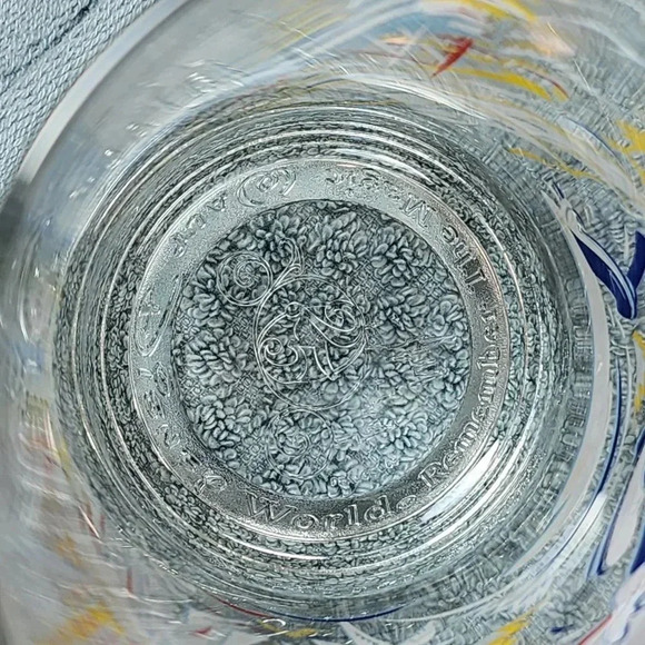 Vintage 1996 Disney World - Set of 2 - 25th Anniversary - Picture 5 of 5